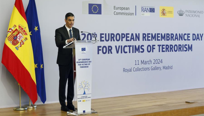 El presidente del Gobierno, Pedro Sánchez, da un discurso durante el acto conmemorativo del Día Europeo de las Víctimas del Terrorismo.