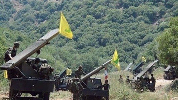 Durante la víspera fuerzas de resistencia libanesas dispararan docenas de cohetes hacia el norte de Israel.