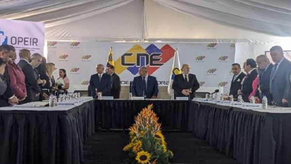 CNE de Venezuela se reúne con observadores internacionales